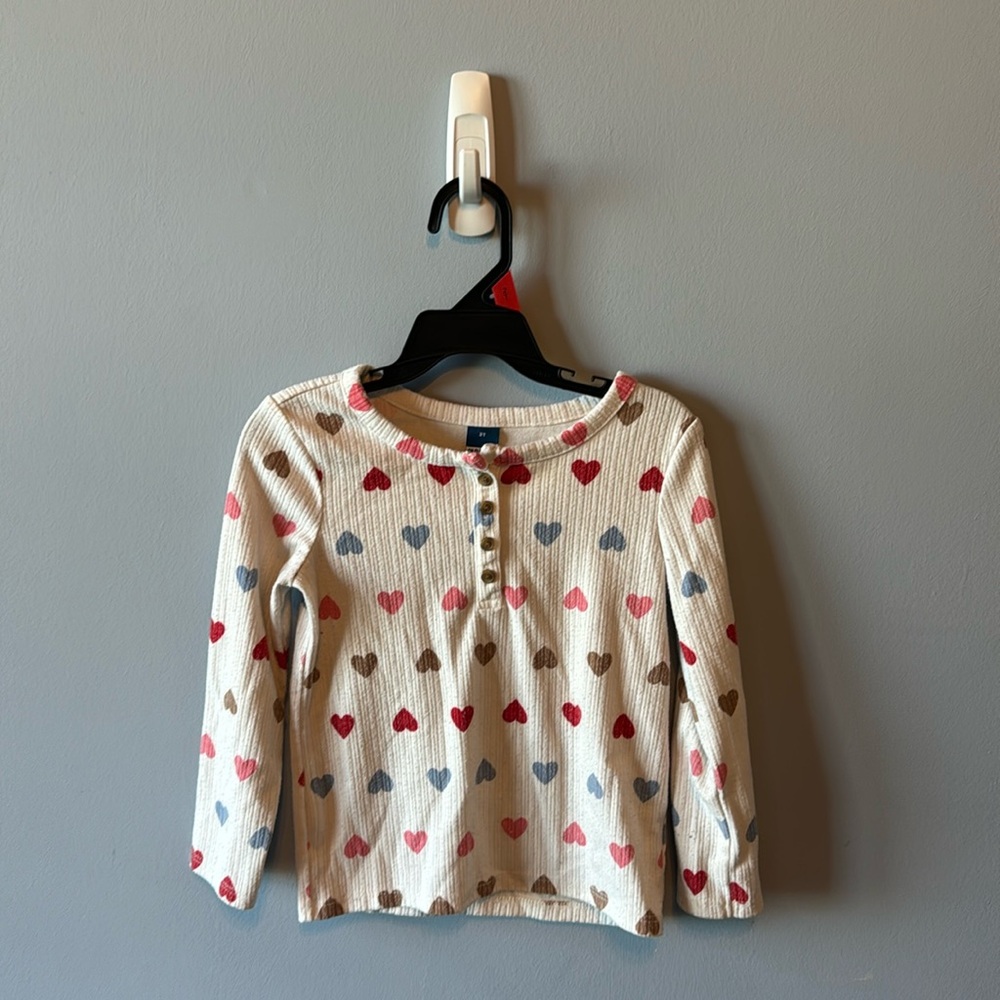 Two 3T old Navy long sleeve shirts